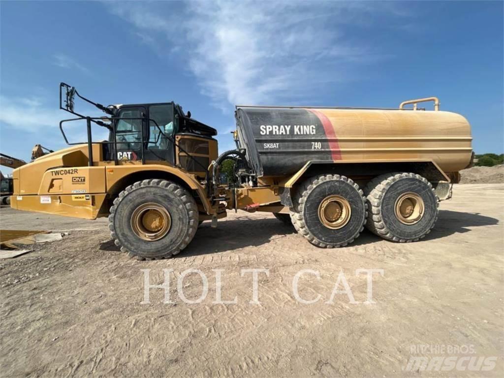 CAT W00 740GC タンカートラック