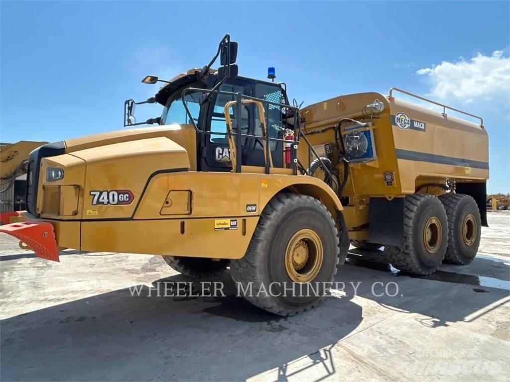 CAT WT 740 GC タンカートラック