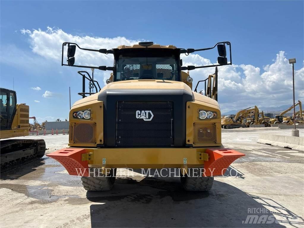 CAT WT 740 GC タンカートラック