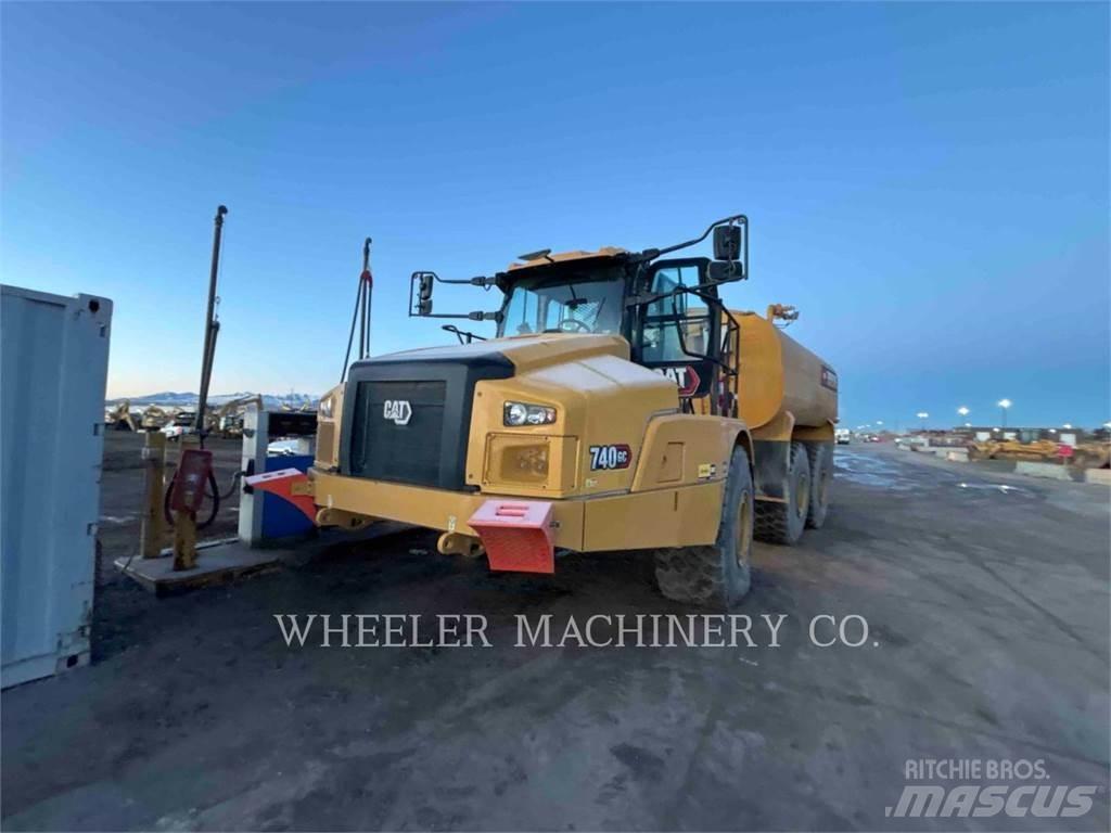 CAT WT 740 GC タンカートラック