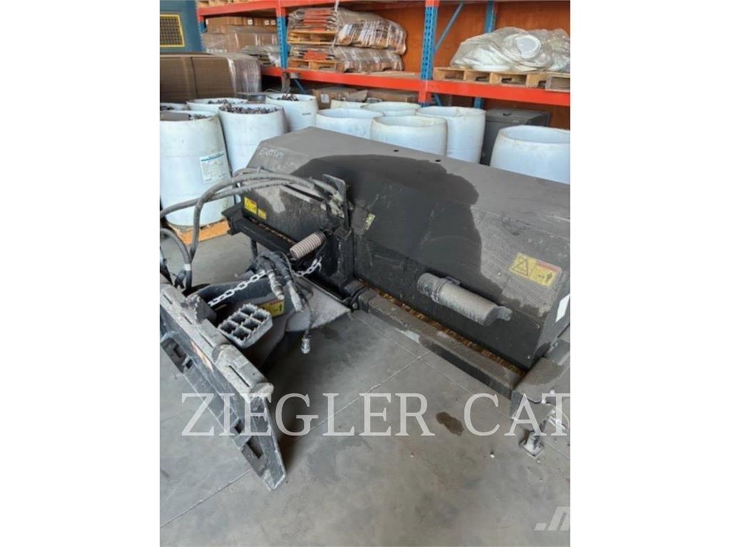 CAT WT-SSL スキッドステアローダー