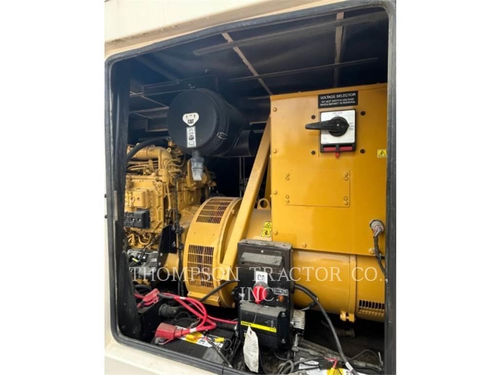 CAT XQ 230 その他の発電機
