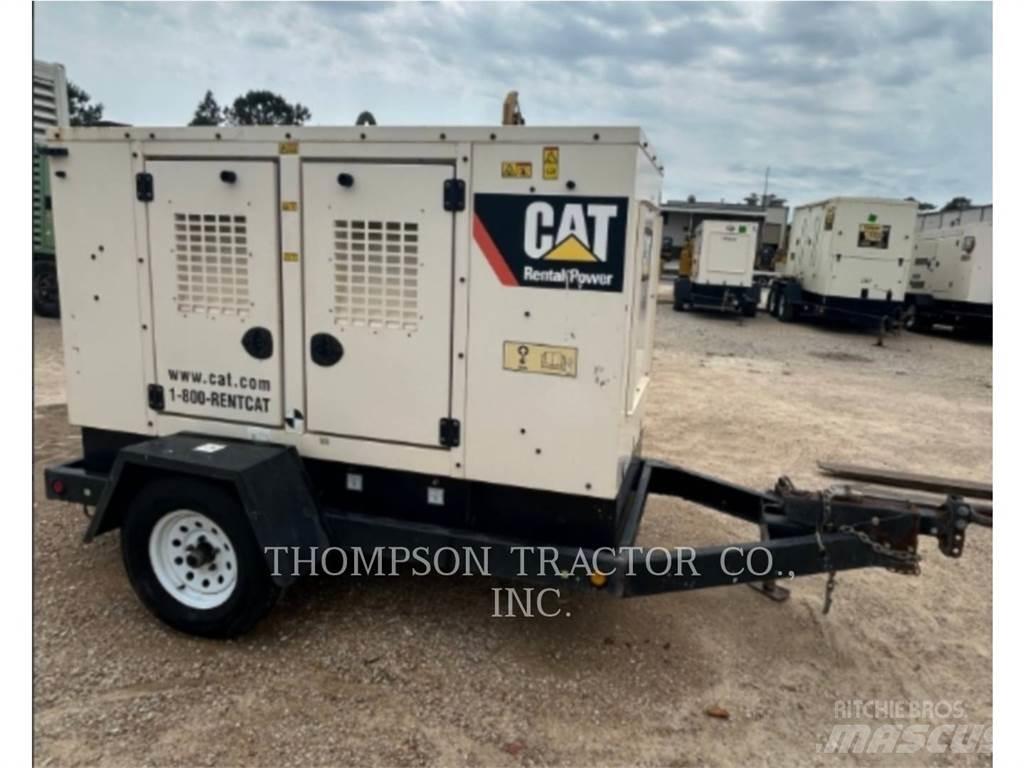 CAT XQ 35 その他の発電機