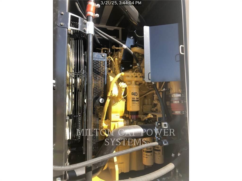 CAT XQ 425 その他の発電機