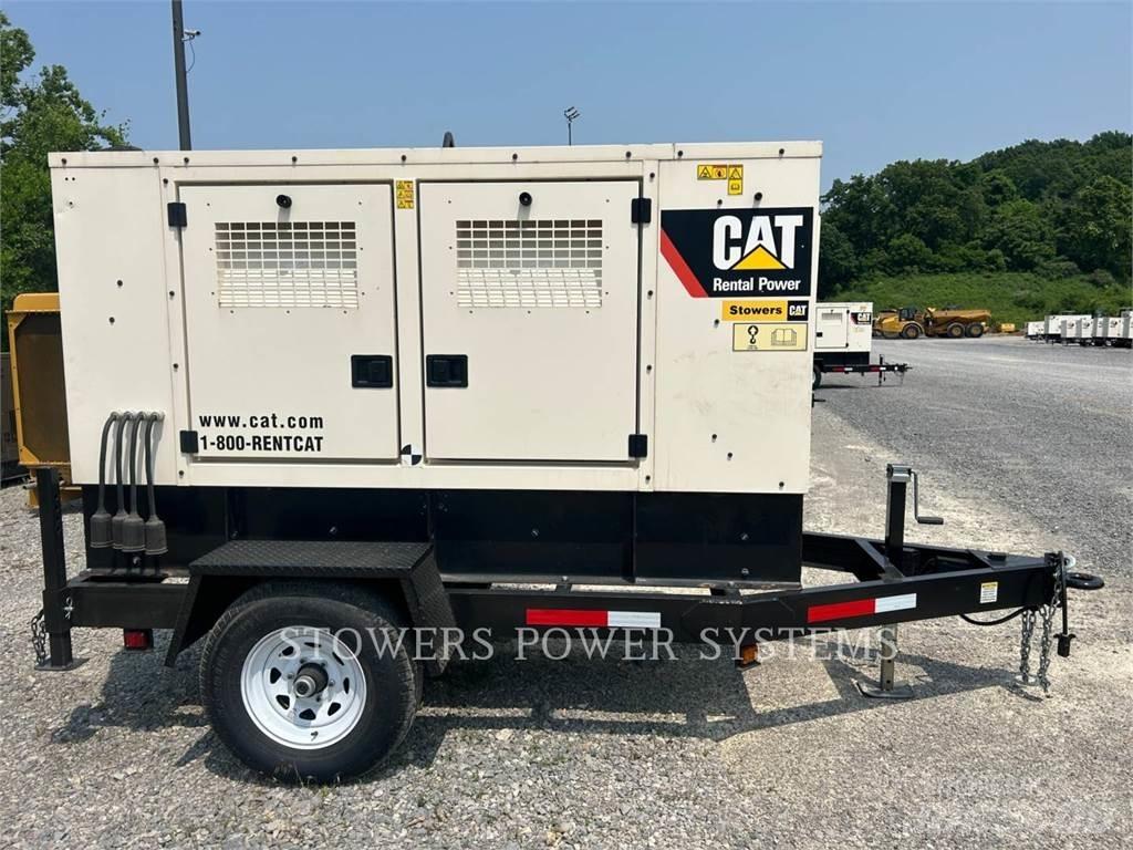CAT XQ-60 48KW その他の発電機