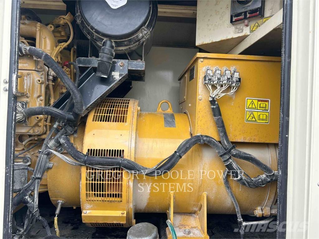 CAT XQ200 その他の発電機