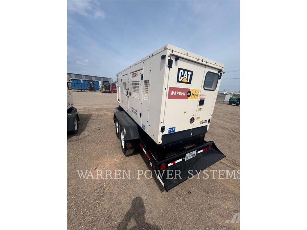 CAT XQ230 T4F その他の発電機