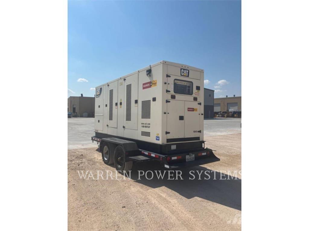 CAT XQ425 T4F その他の発電機