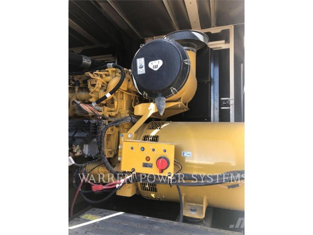 CAT XQ425 T4F その他の発電機