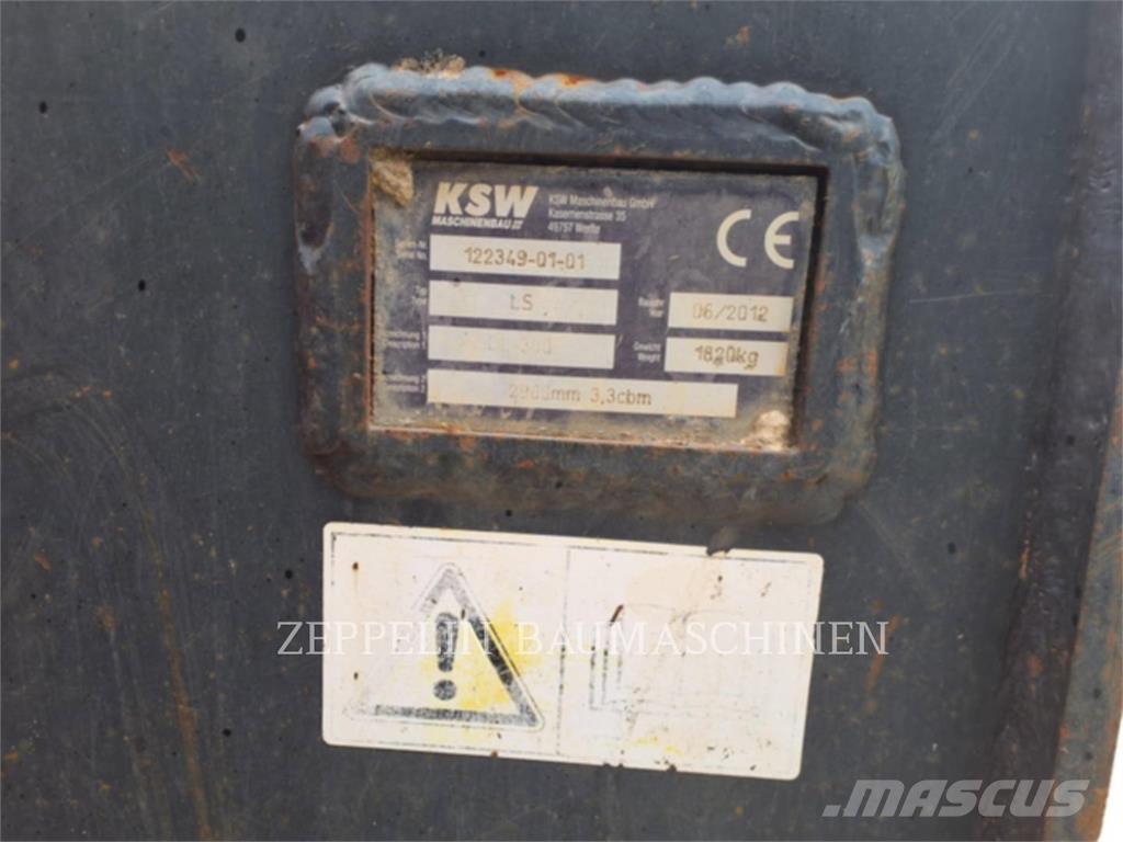 Doosan DL300 ホイールローダー・タイヤショベル