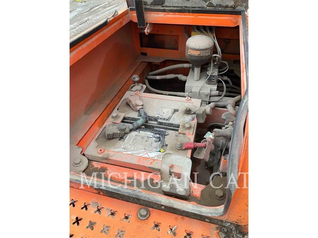 Doosan DX190W ホイール式油圧ショベル（パワーショベル・ユンボ・バックホー）