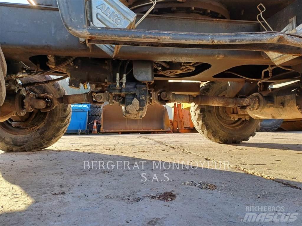 Doosan DX57W-7 ホイール式油圧ショベル（パワーショベル・ユンボ・バックホー）