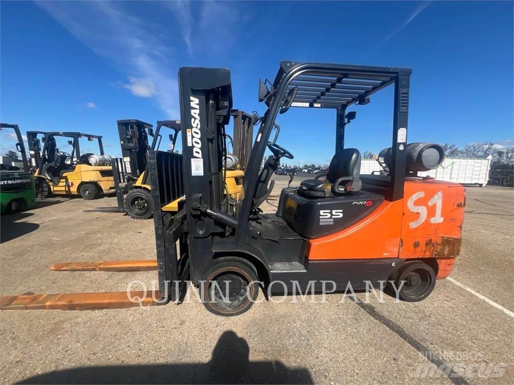 Doosan GC55C-5 フォークリフト - その他