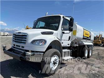 Freightliner WT4000 A タンカートラック