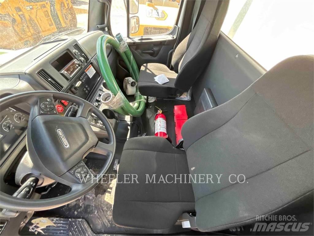 Freightliner WT4000 A タンカートラック