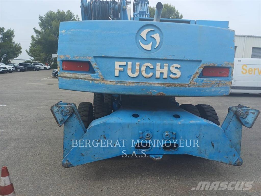 Fuchs MHL320 ホイール式油圧ショベル（パワーショベル・ユンボ・バックホー）