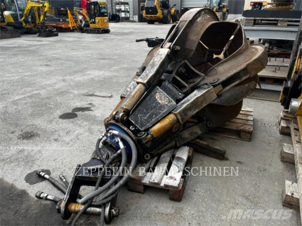 Fuchs MHL335E 解体油圧ショベル