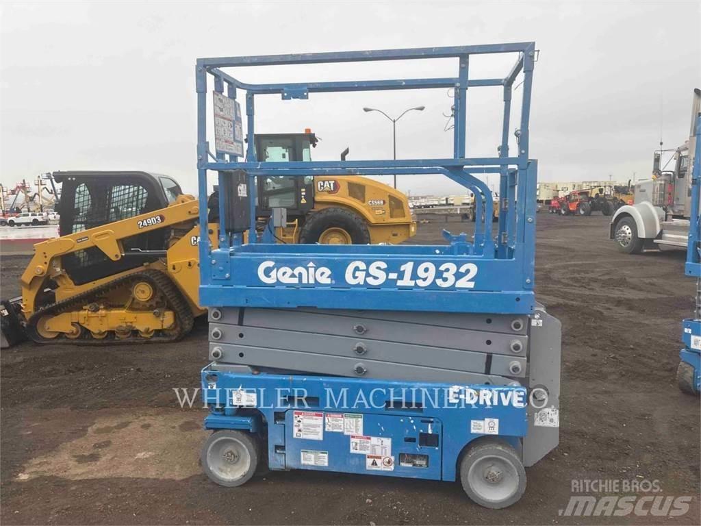 Genie GS1932 シザースリフト