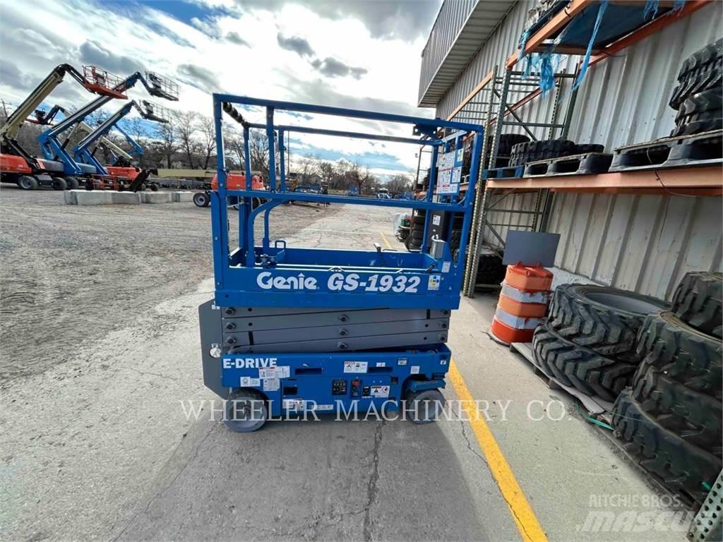 Genie GS1932 シザースリフト