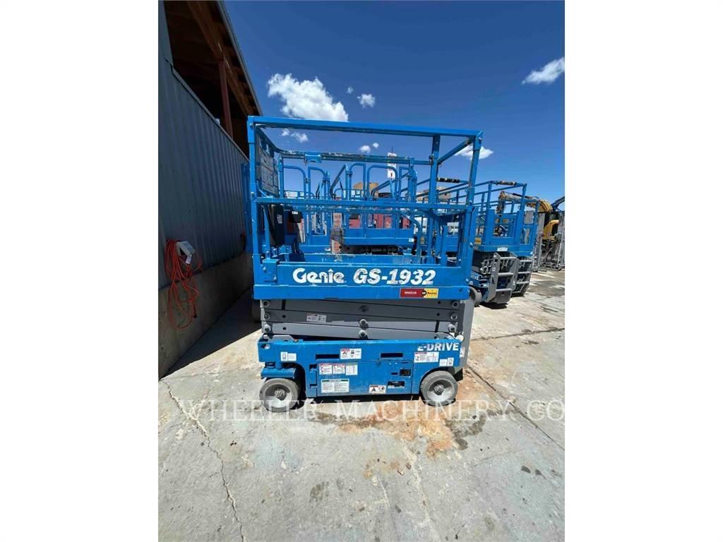 Genie GS1932 シザースリフト