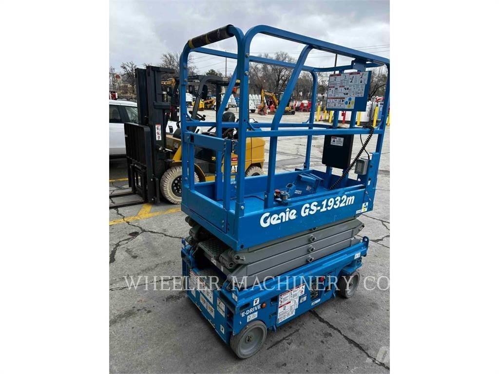 Genie GS1932M シザースリフト