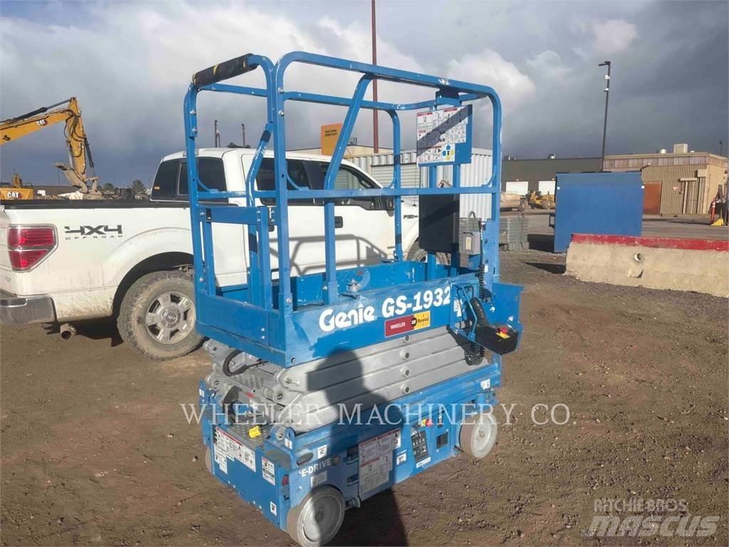 Genie GS1932M シザースリフト