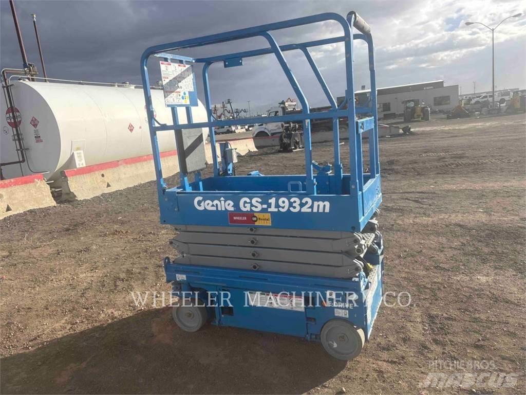Genie GS1932M シザースリフト