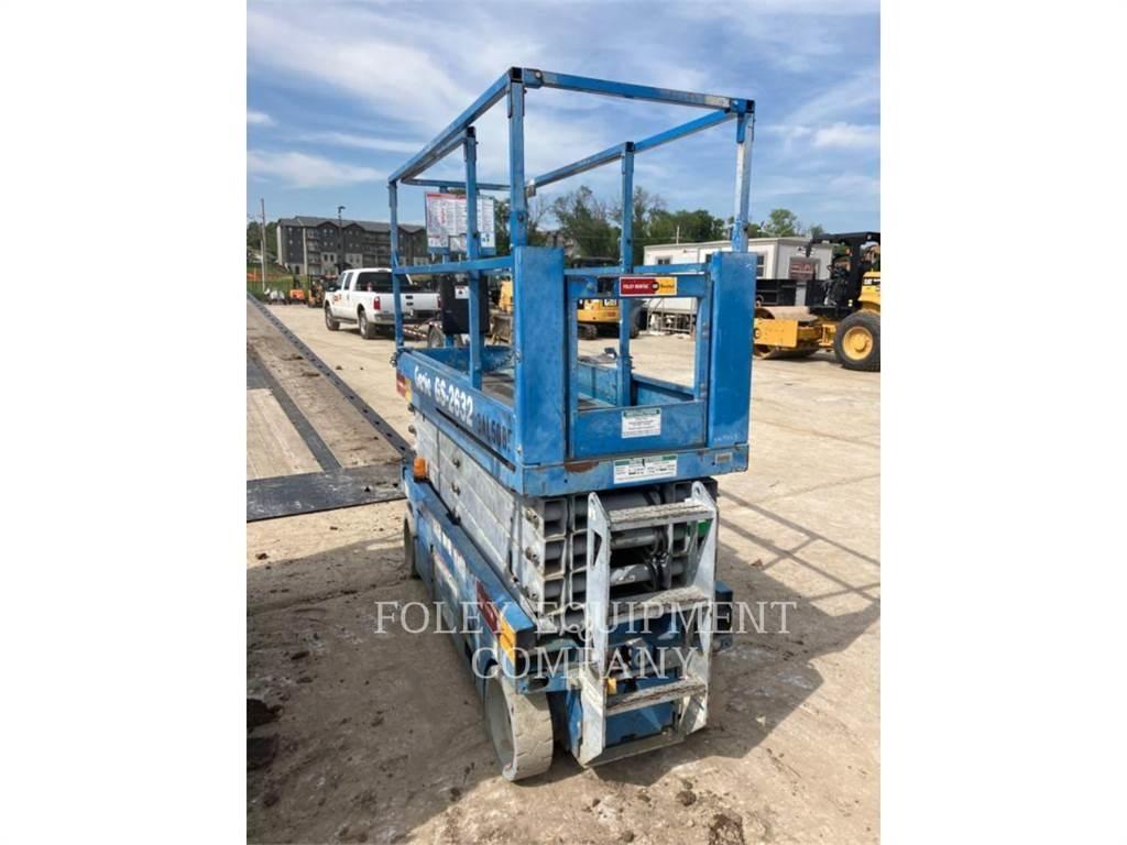Genie GS2632 シザースリフト