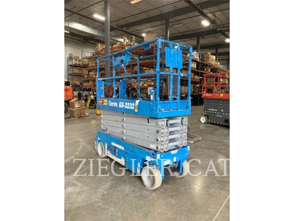 Genie GS3232 シザースリフト