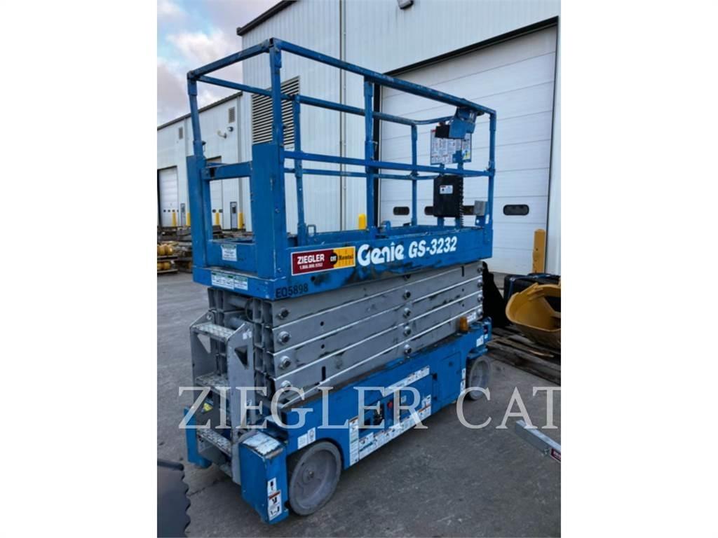 Genie GS3232 シザースリフト