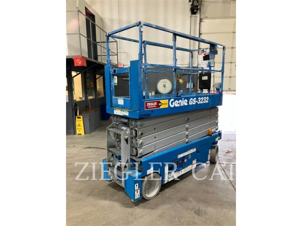 Genie GS3232 シザースリフト