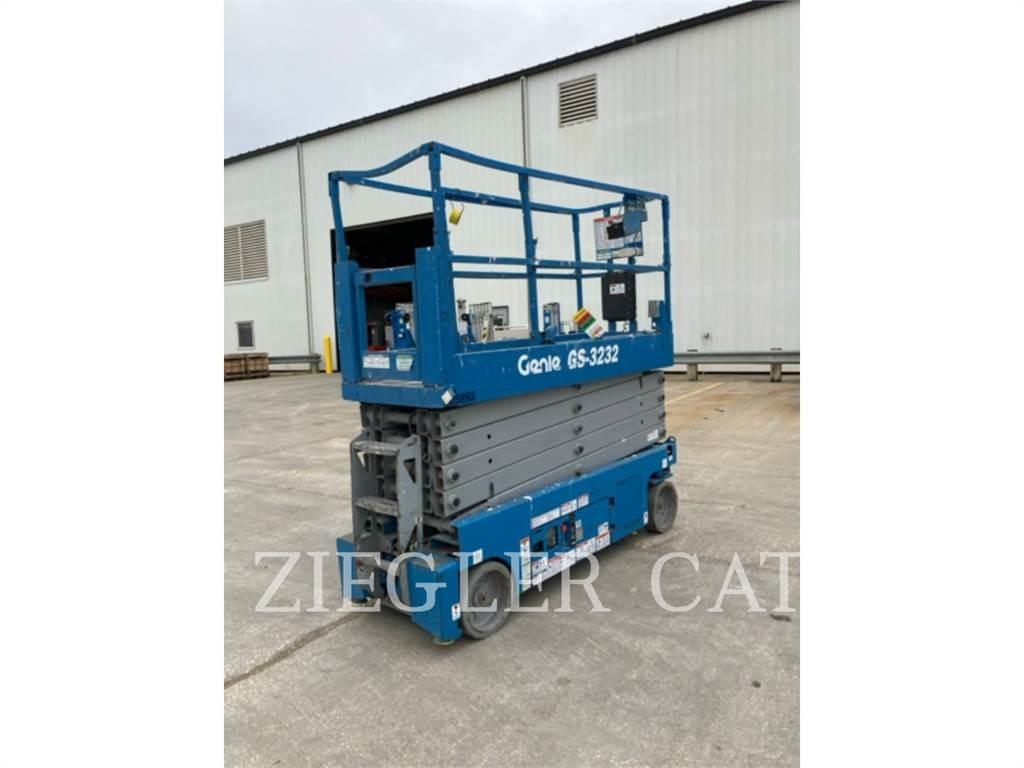 Genie GS3232 シザースリフト