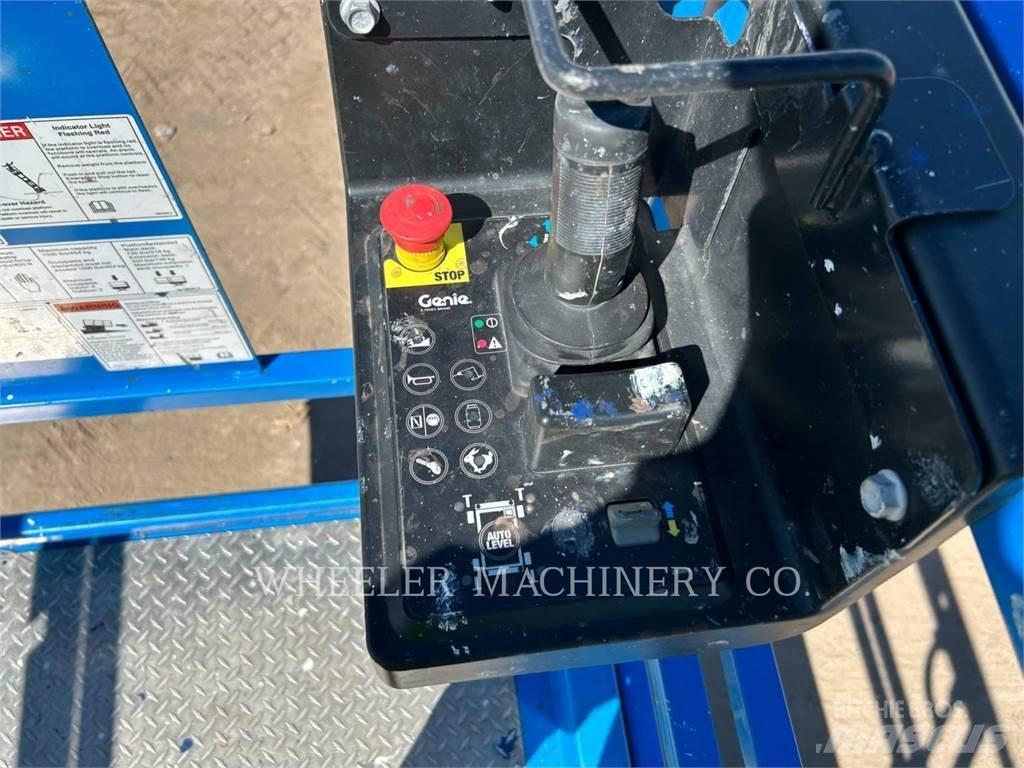 Genie GS3369 RT シザースリフト