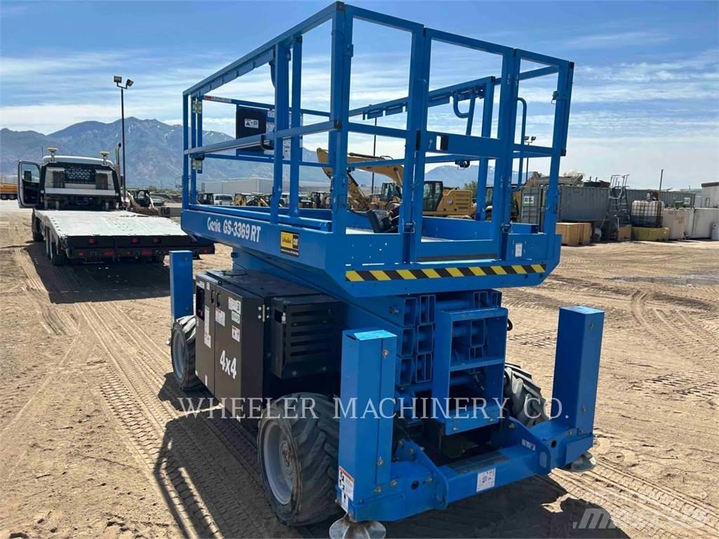 Genie GS3369 RT シザースリフト