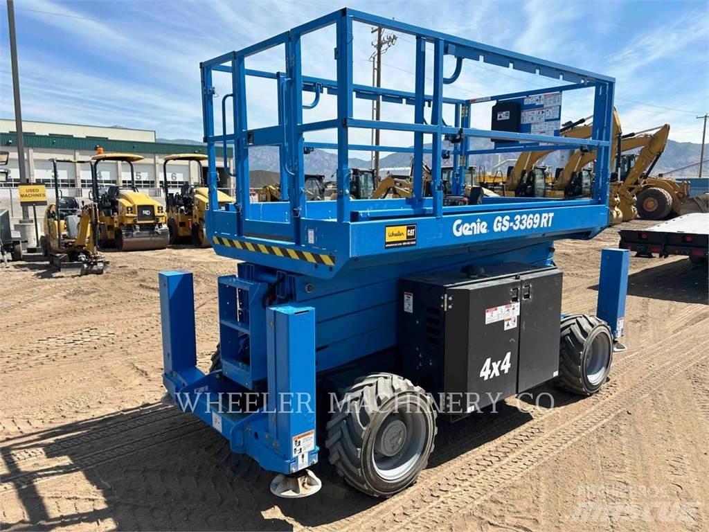 Genie GS3369 RT シザースリフト