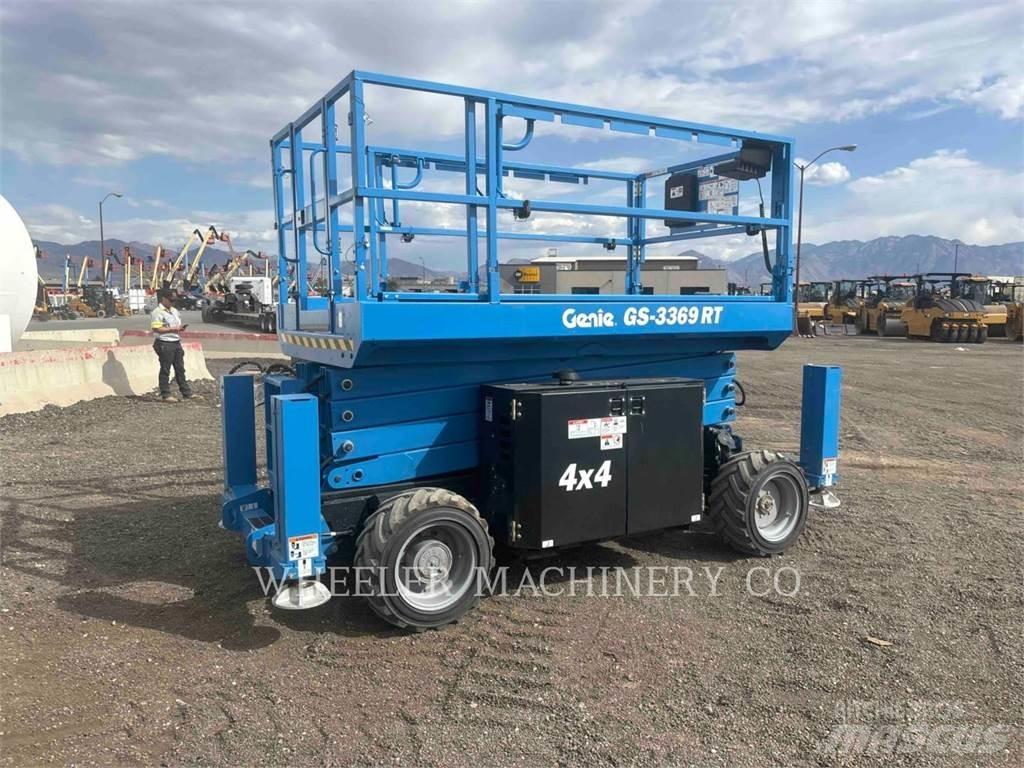 Genie GS3369 RT シザースリフト