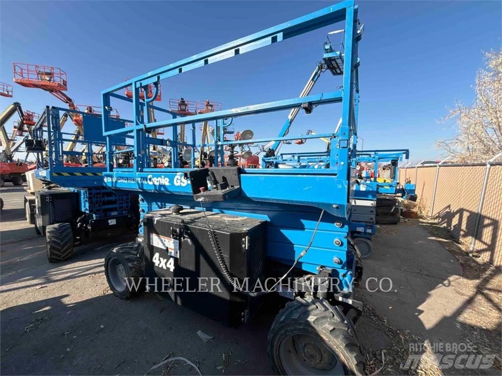 Genie GS3369 RT シザースリフト