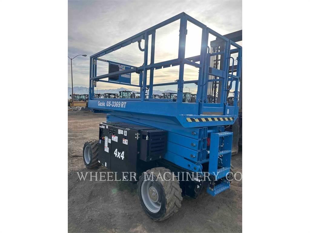 Genie GS3369 RT シザースリフト