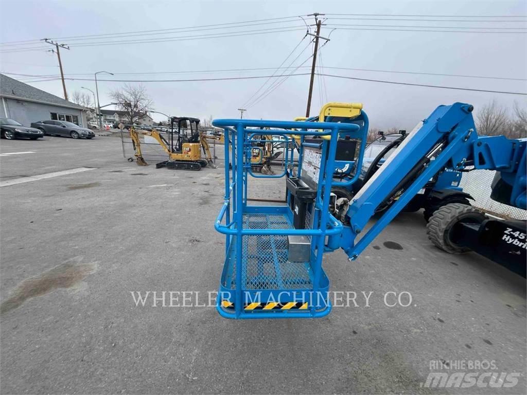 Genie GS4390 RT シザースリフト