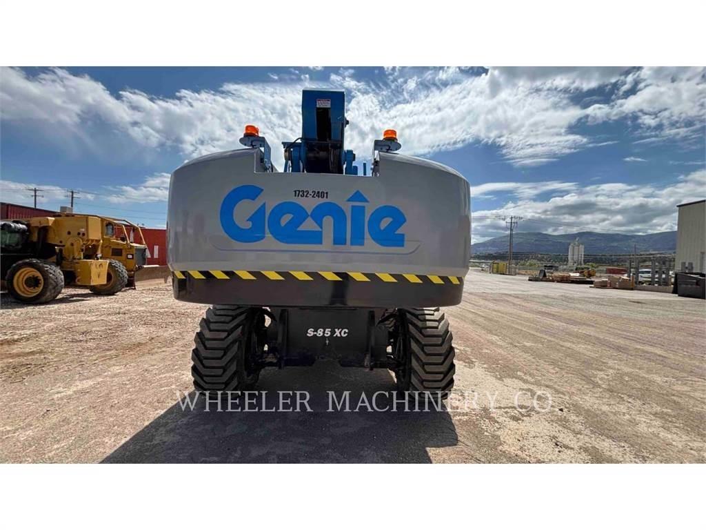 Genie S85XC ブームリフト　屈伸型