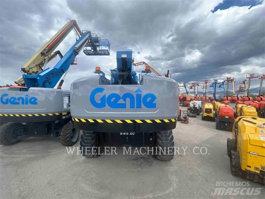 Genie S85XC SP ブームリフト　屈伸型