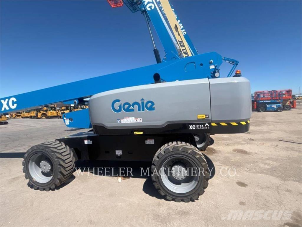 Genie S85XC SP ブームリフト　屈伸型