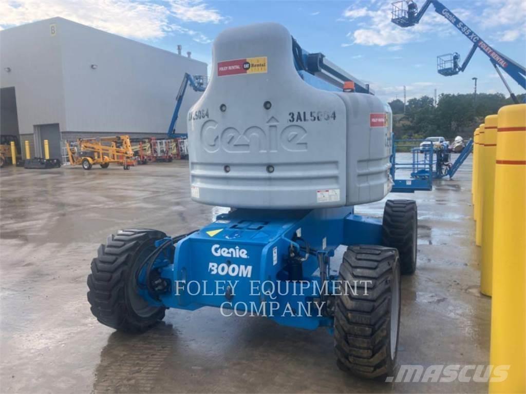 Genie Z60/34G4 ブームリフト　屈伸型