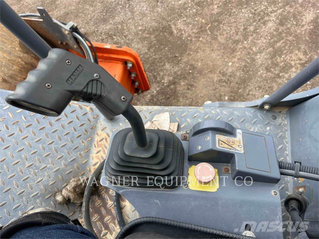 Hamm 3410 振動ローラ