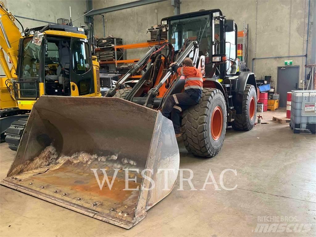 Hitachi ZW180-5B ホイールローダー・タイヤショベル