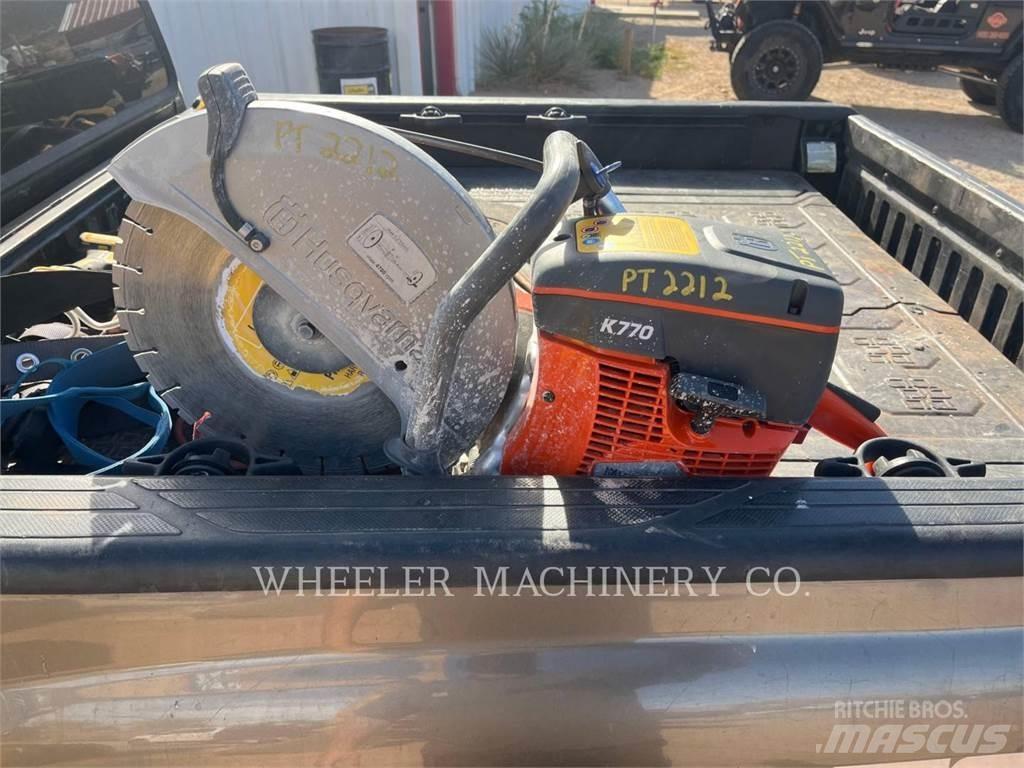Husqvarna SAW K770 コンクリートアクセサリー・アタッチメント