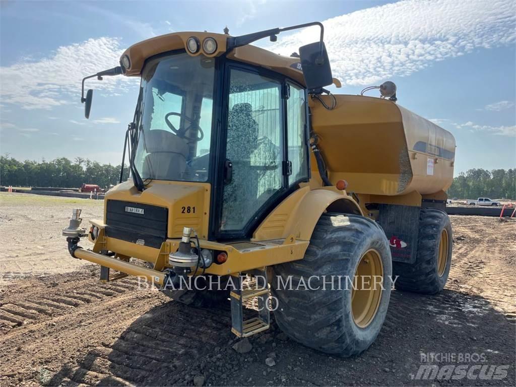 Hydrema 912HM タンカートラック