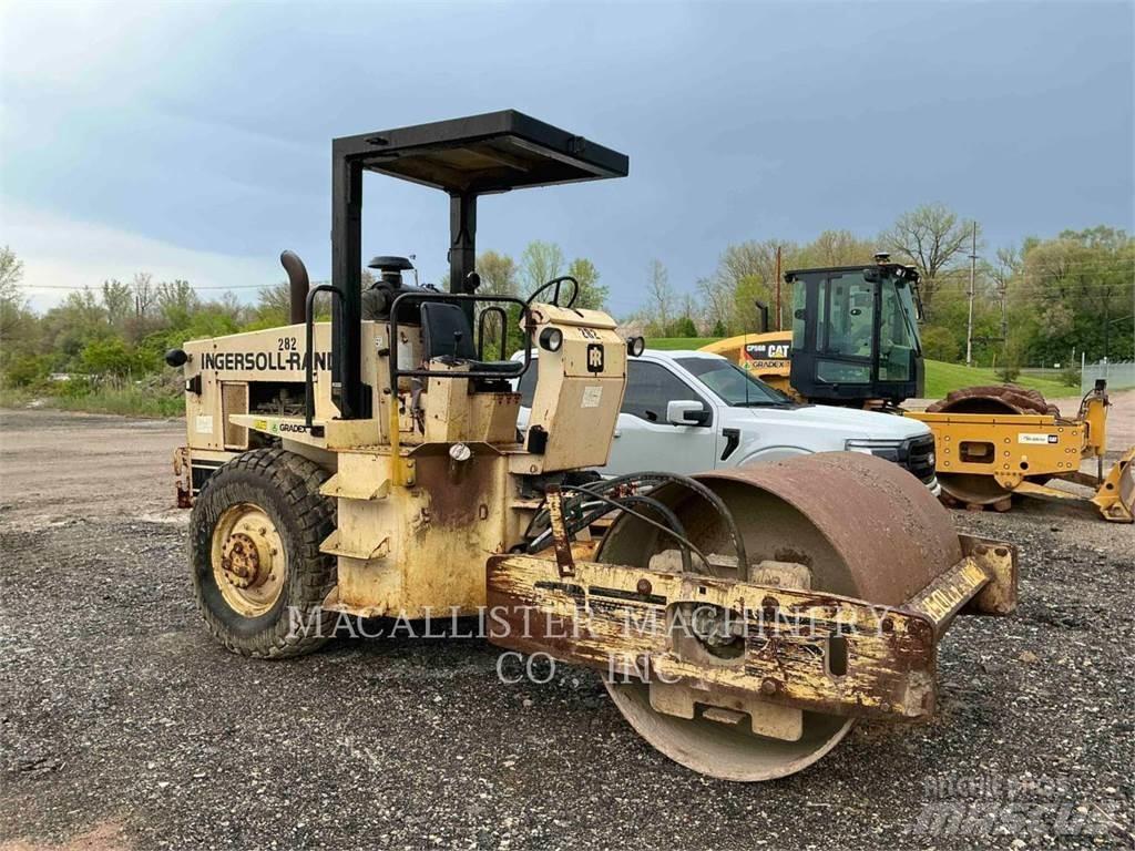 Ingersoll Rand SD70 振動ローラ