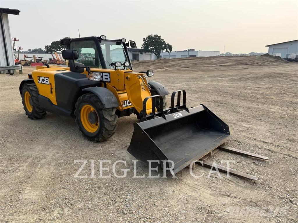 JCB 525-60 テレスコーピックハンドラー