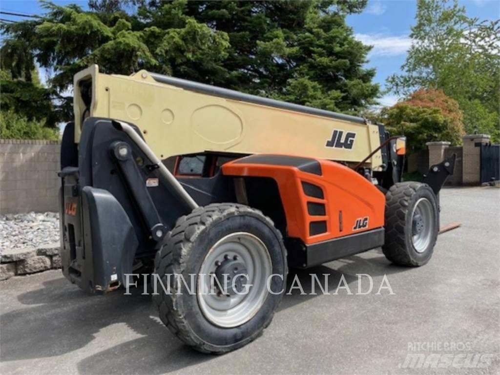 JLG 1055 テレスコーピックハンドラー